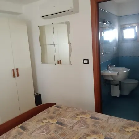 فندق مبيت وإفطار B&B Camere Porto Cesareo بورتو سيساريو