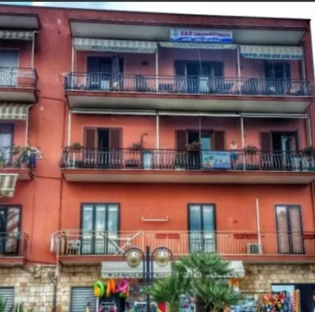 فندق مبيت وإفطار B&B Camere Porto Cesareo بورتو سيساريو