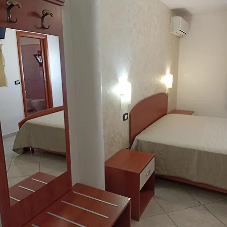 فندق مبيت وإفطار B&B Camere Porto Cesareo